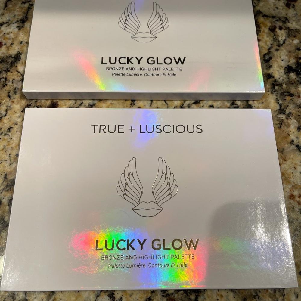 True + Lucious Highlight & Contour face palette
